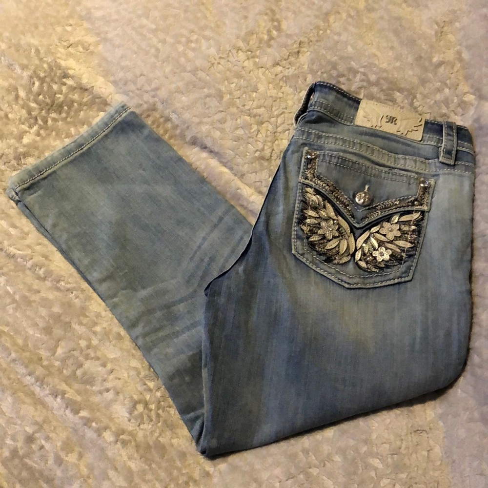 Miss Me Capri Jeans